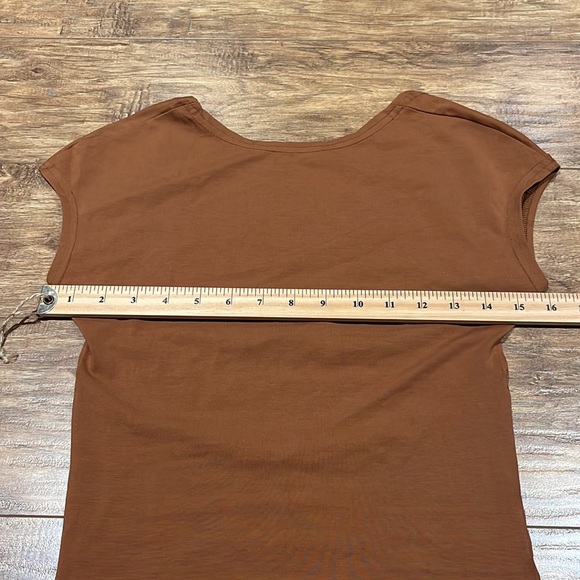 Open back brown ForeFair top - Picture 5 of 7